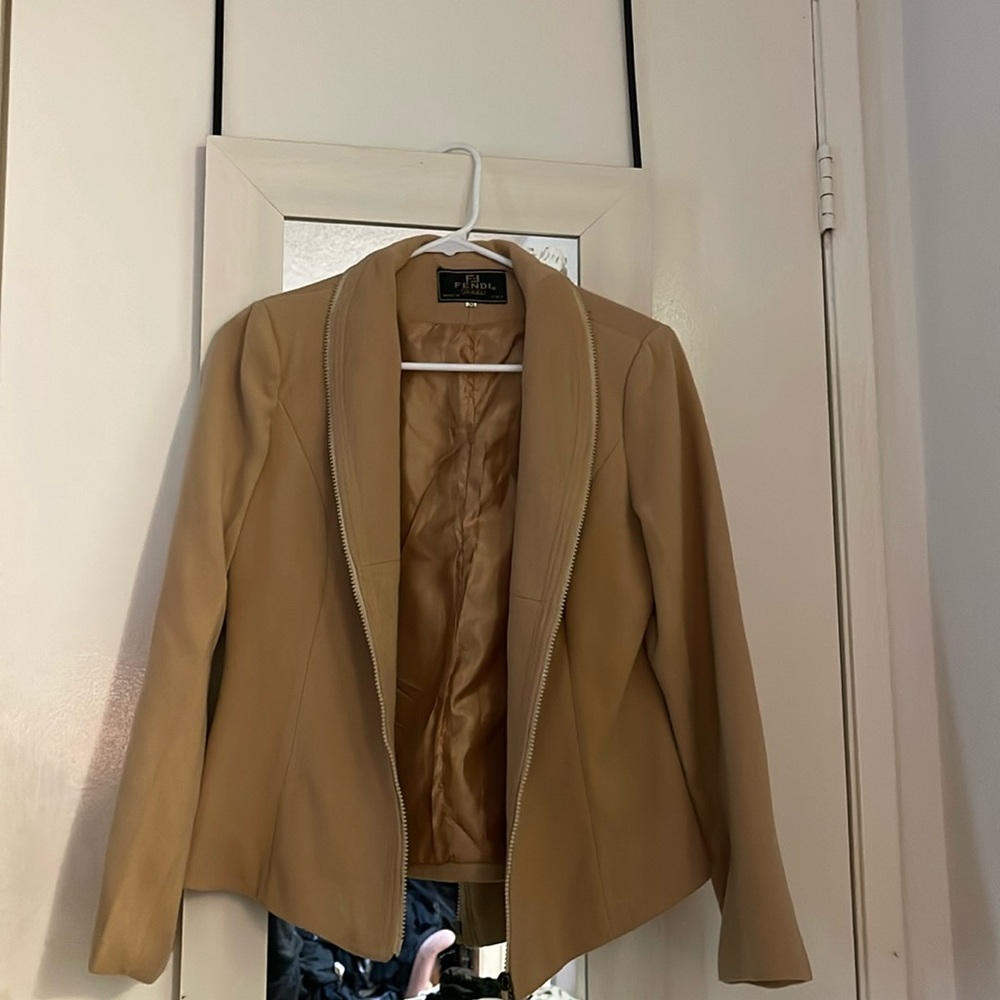 Fendi blazer just like new vintage